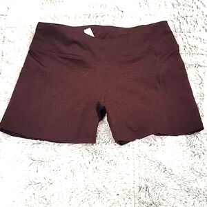 ✨️ Icy zone performance Shorts. Sz. Medium  H6